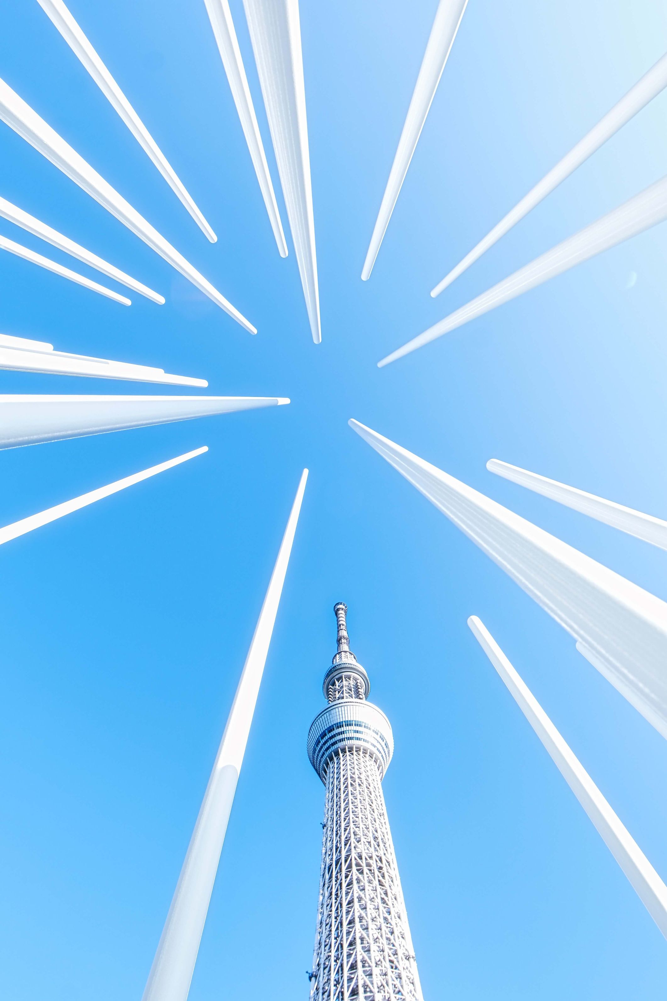 During the day the pole shines white like the Skytree. It is fun moving your camera to compose the poles and the tower as you like.